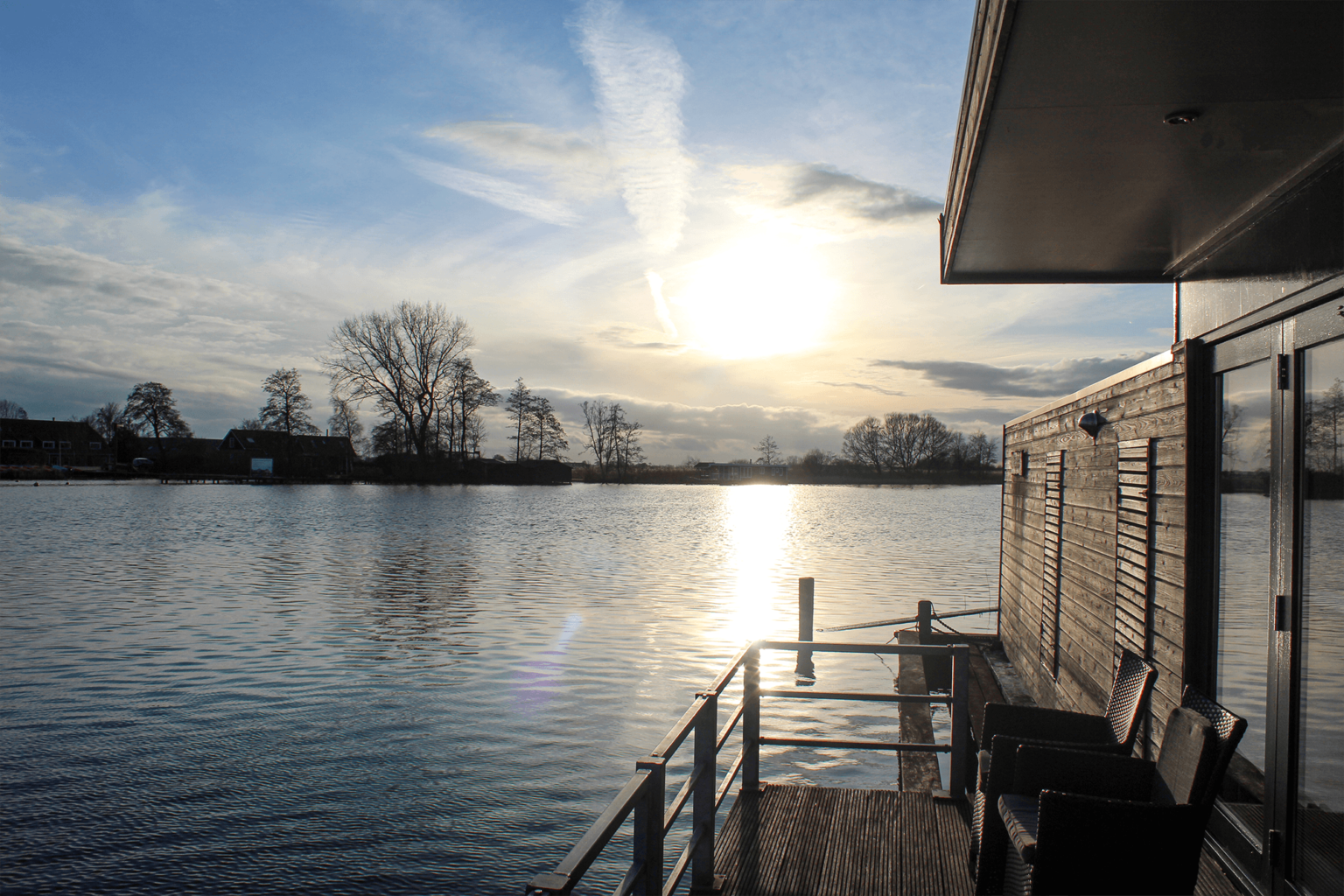 Woonboot Friesland huren